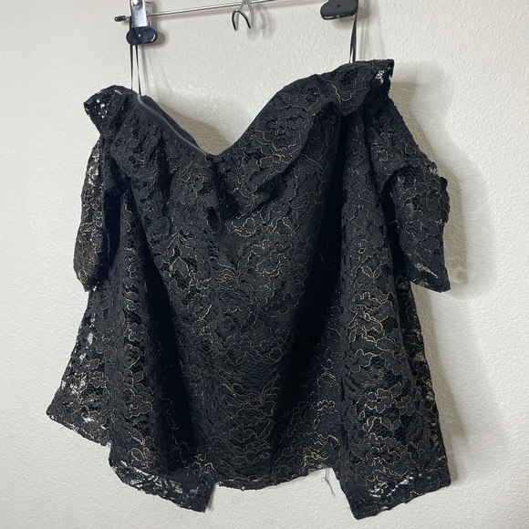 Francesca's Black & Gold Lace Strapless Cold Shoulder Open Back Shirt Size S - Picture 3 of 7